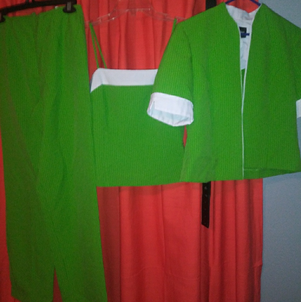 Women's 3 piece pant suit